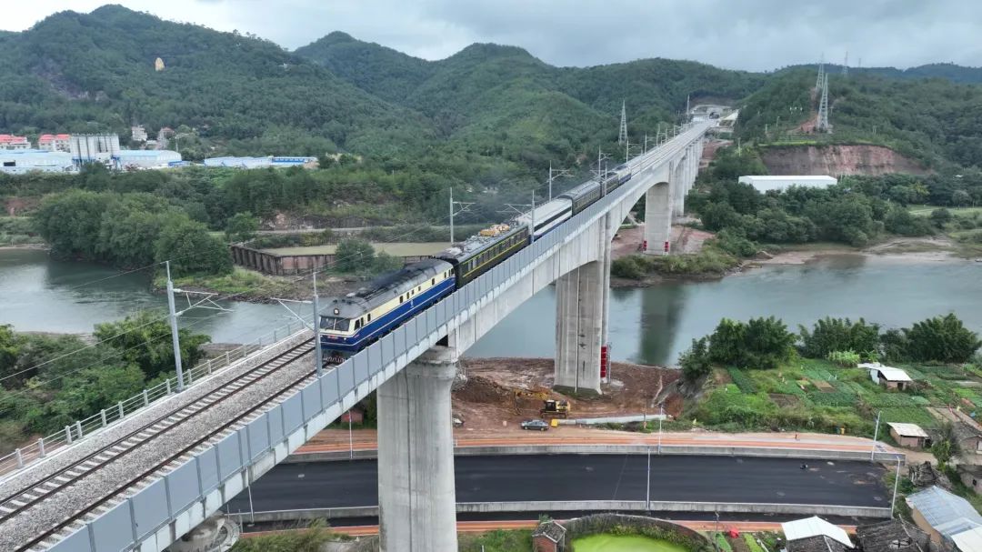 1699236507222558.jpg 640.jpg